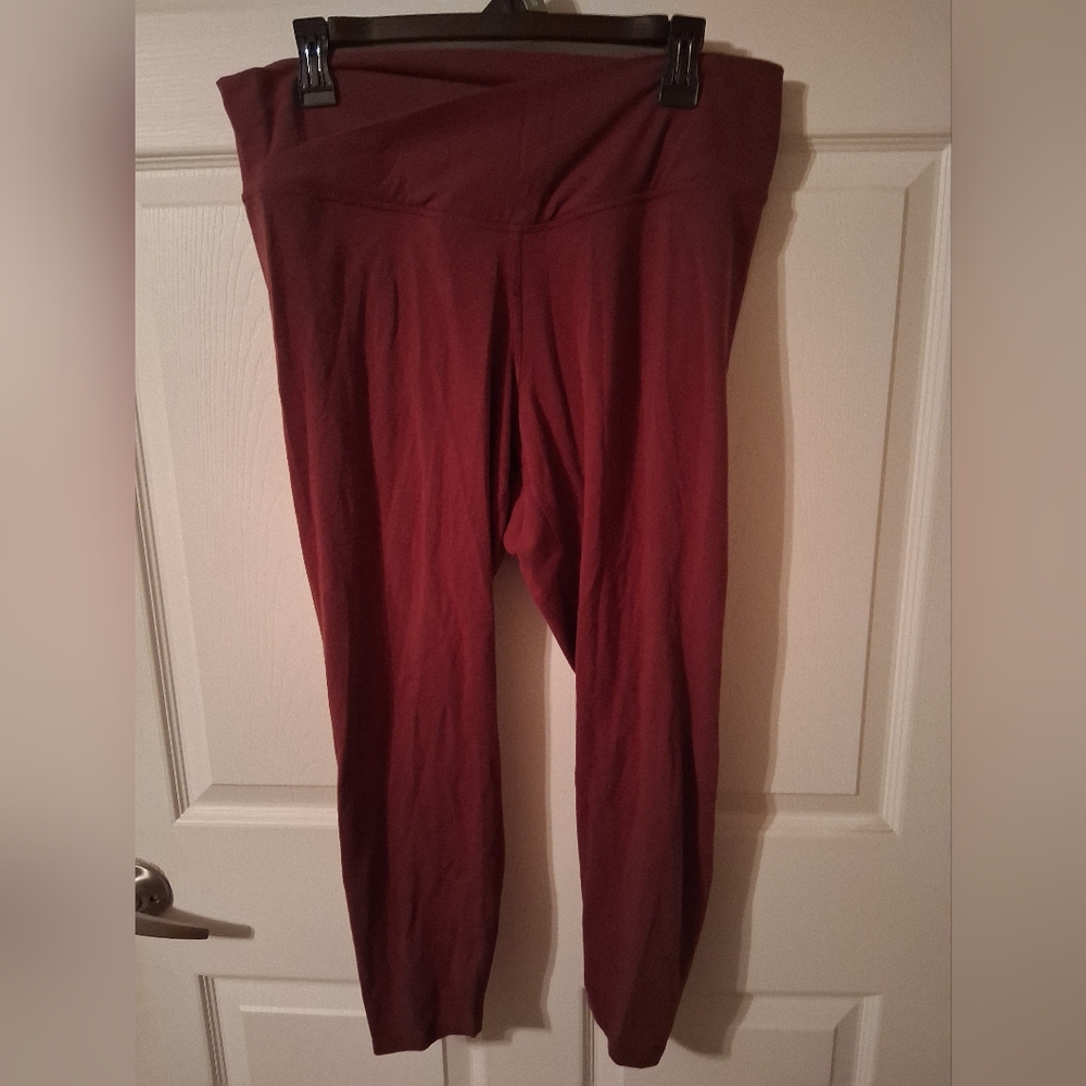 Old Navy Burgundy Leggings
